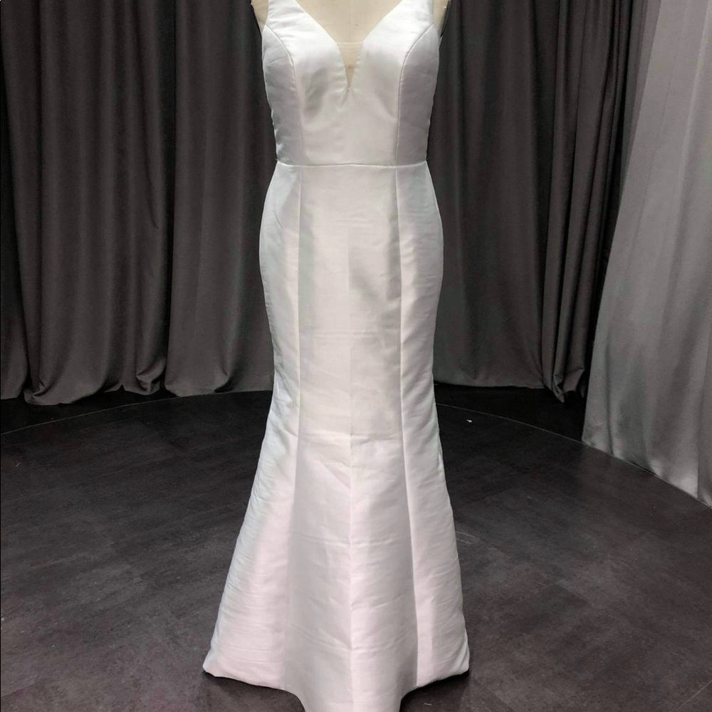 Custom made hand painted wedding dress - Picture 5 of 9
